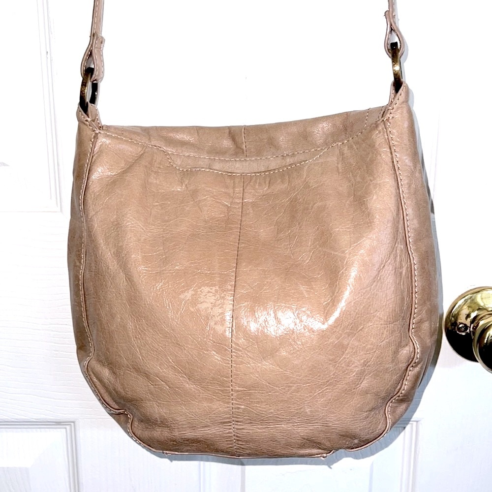 HOBO INTERNATIONAL - Picture 3 of 6